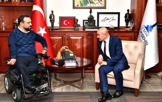 Soyer, koltuğunu bedensel engelli meclis üyesine emanet etti