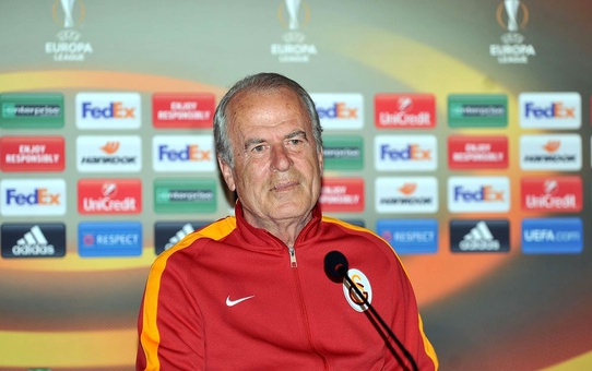 Mustafa Denizli'nin 'sahtecilik' iddiasıyla yargılandığı davada beraat