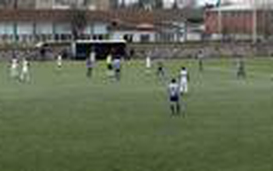 Hakeme yumruk atan futbolcuya 13 maç ceza