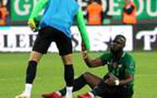 Akhisar'ın eski oyuncusu Manu yine küme düştü