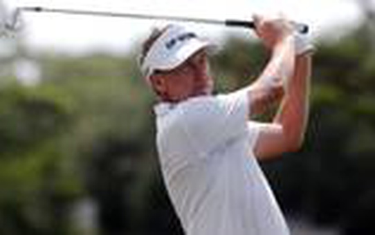 Ünlü golfçü Ian Poulter, gaz çıkarırken kameralara böyle yakalandı