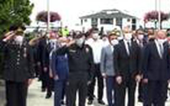 Düzce'de şehitler dualarla anıldı