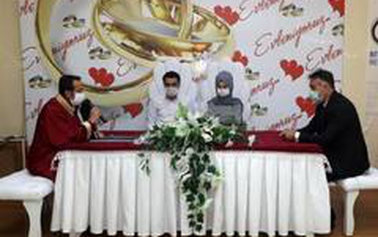 Vali Uçar nikah şahidi oldu