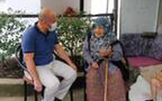 112 yaşında Ak Parti'ye üye oldu