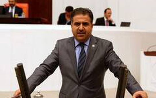 Milletvekili Fırat, Kıbrıs Türk Öğretmenler Sendikasına tepki gösterdi