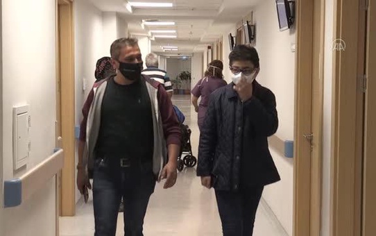Lösemi hastası Emir'in 'kahramanı' kardeşi Emre oldu