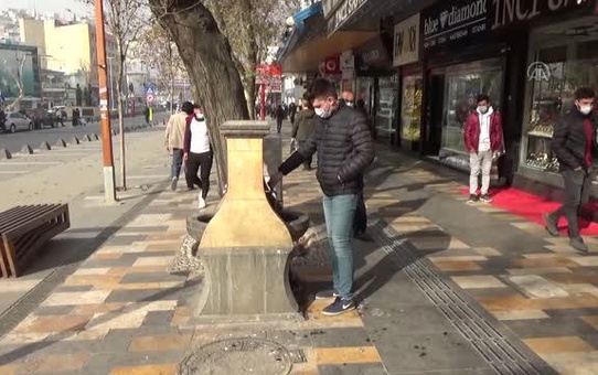 Fıstık ezmesi ve gül hediyeli su tasarrufu deneyi