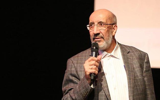 Abdurrahman Dilipak koronavirüs aşılamasının durdurulması için mahkemeye başvurdu
