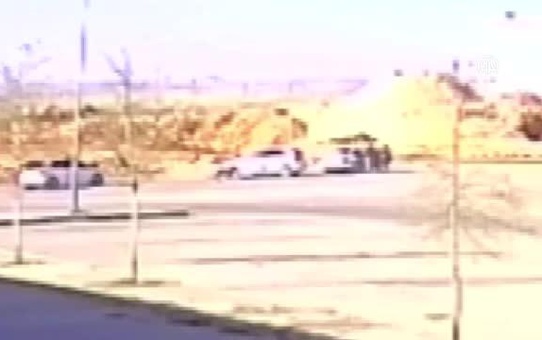 Son dakika haber | GAZİANTEP - Bir kişinin öldüğü 4 kişinin yaralandığı trafik kazası güvenlik kamerasınca kaydedildi