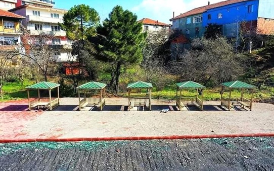 Son dakika: Mahalleli trafik kazasında ölen gencin adının parka verilmesini istedi