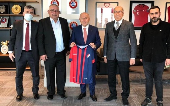 Düzcespor ikinci başkanı Korkmaz'dan Özdemir'e ziyaret