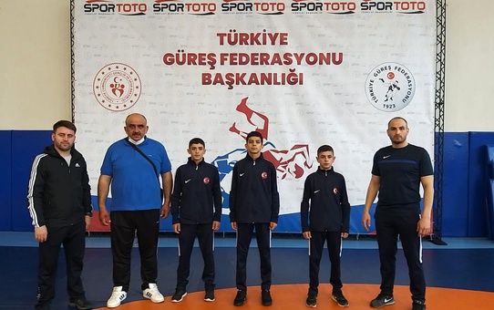 Düzceli 3 sporcu güreş milli takımına seçildi