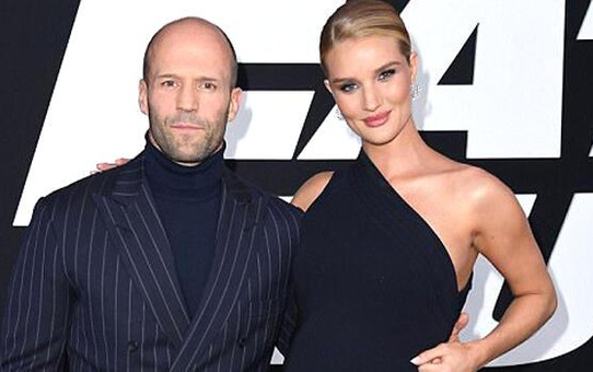 Jason Statham vev eşi Rosie Huntington Whiteley Türkiye'ye aşık oldu!