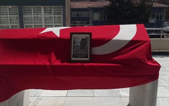 Türk halk bilimci Prof. Dr. İlhan Başgöz son yolculuğuna uğurlandı