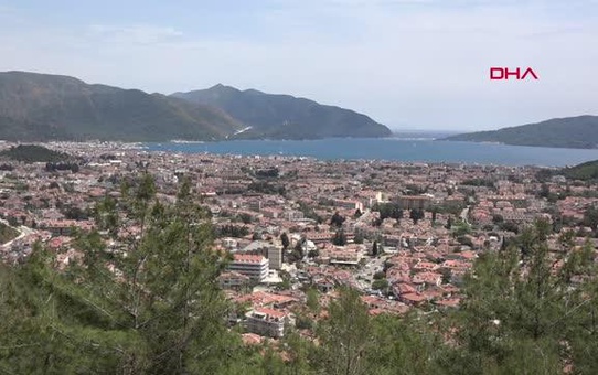 MUĞLA MARMARİS'TE KARAVAN VE ÇADIRCILAR KAMP ALANLARINI DOLDURDU