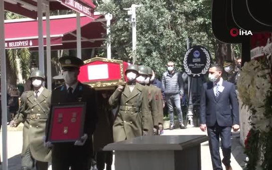 Emekli Orgeneral Servet Yörük, Üsküdar'da son yolculuğuna uğurlandı