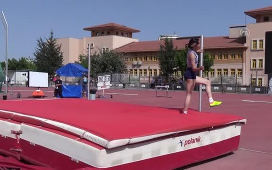 Atletizmde Olimpik Deneme ve Komple Atlet 1. Kademe yarışları tamamlandı