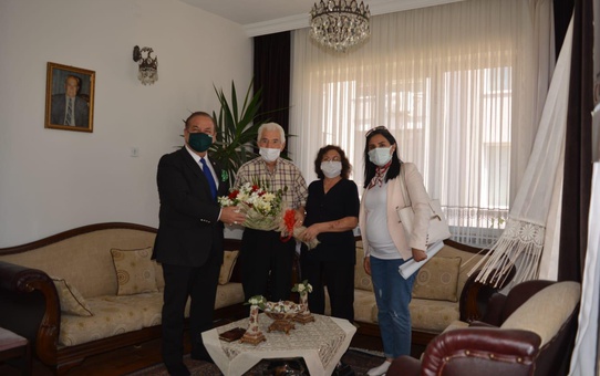 Muğla'da yarım asrı deviren çiftler uzun evliliğin sırrını anlattı