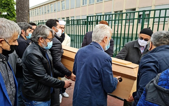 Son dakika! Osmanlı vatandaşı Paris'te hayatını kaybetti