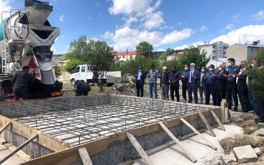 93 Harbi anıtı temeli dualarla atıldı