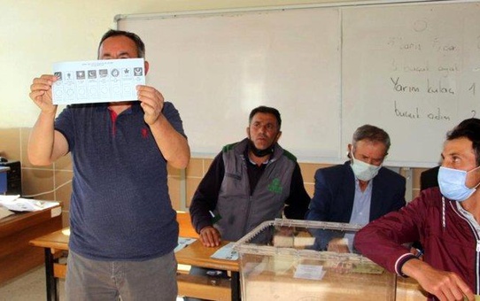 Büyük Birlik Partisi sürpriz yaptı! Afyonkarahisar'ın Güney beldesinde yapılan seçimin sonuçları herkesi şaşırttı