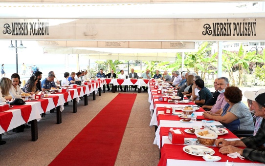 Emniyet Müdürü Şahne, yenişehir ilçesindeki muhtarlarla bir araya geldi