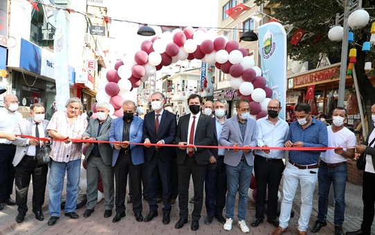 İnegöl'ün futbol tarihi 'mahalle takımları' sergisiyle gün yüzüne çıktı
