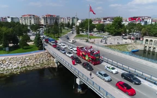 KIRKPINAR İKİNCİSİ İSMAİL KOÇ, MEMLEKETINDE COŞKUYLA KARŞILANDI
