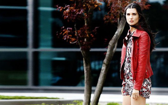Tuba Büyüküstün'den hayranlarına üzen haber! Koronavirüse yakalandı, dizisinin çekimleri durduruldu