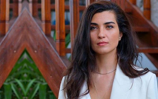 Tuba Büyüküstün'den koronavirüse yakalandıktan sonra ilk açıklama: 4 gün hastanede tedavi gördüm