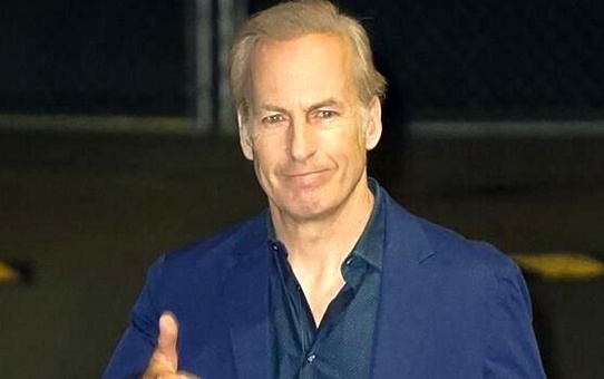 Ünlü aktör Bob Odenkirk hastaneye kaldırıldı