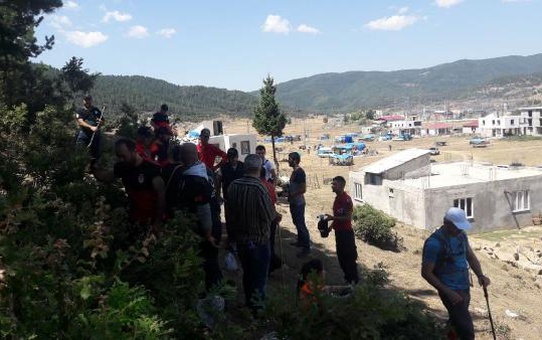 EMİNE ÖĞRETMENİ, 500 KİŞİ ARIYOR