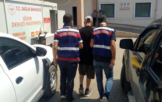 Iğdır'da 8 yıl 11 ay kesinleşmiş hapis cezası bulunan firari şahıs yakalandı