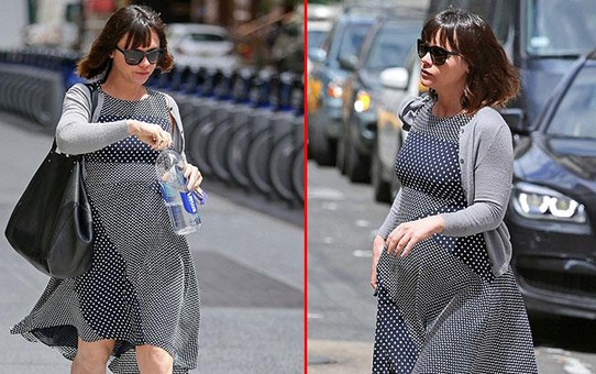 Daha fazla gizli tutamadılar! Ünlü oyuncu Christina Ricci kuaföründen bebek bekliyor