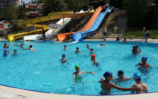 Keçiören Belediyesinin aqua parklarına gençlerden büyük rağbet