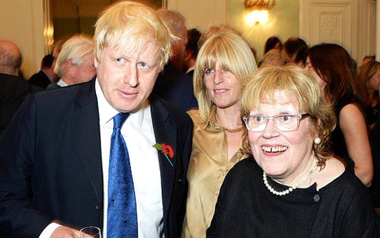 İngiltere Başbakanı Boris Johnson'ın annesi Charlotte Johnson Wahl 79 yaşında hayatını kaybetti