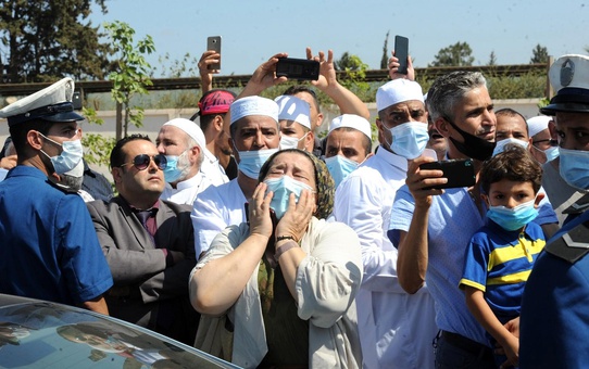 Cezayir'in eski Cumhurbaşkanı Bouteflika son yolculuğuna uğurlandı