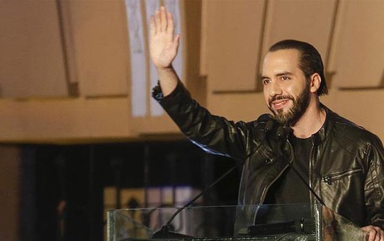 El Salvador Devlet Başkanı Nayib Bukele, Twitter'da kendini 'diktatör' olarak tanımladı