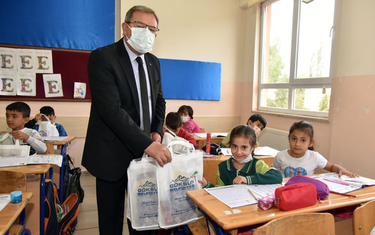 Göksun Belediyesi'nden eğitime destek