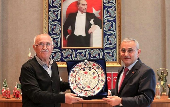Başkan Işık: 'İça'nın öneri ve eleştirilerine her zaman açığım'