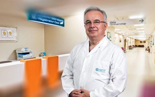 Perinatoloji Uzmanı Prof. Dr. Namık Demir: 'Tereddüt etmeyin, aşı olun'