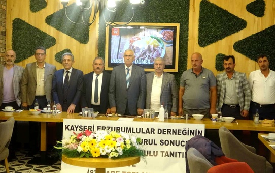 Erzurumlular istişare toplantısında buluştu