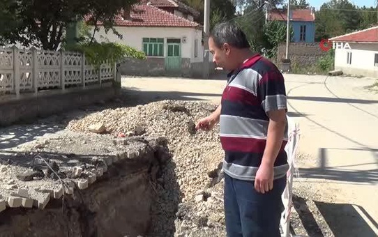 Tamamlanmayan kanalizasyon çalışmasının mahalleyi mağdur ettiği iddiası