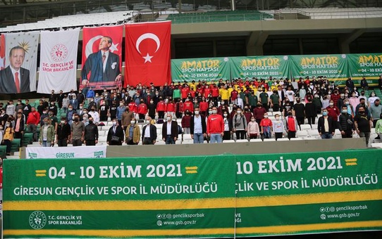 Giresun'da amatör spor kulüplerine malzeme dağıtıldı