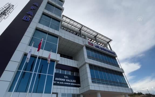 AFAD görevlisi olmayı hayal eden Kerem'e anlamlı hediye