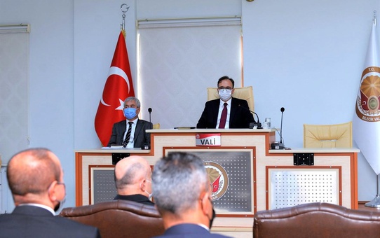 Vali Dr. Kızılkaya, 'Muhtarlarımız, iyi birer gözlemci olmalı'