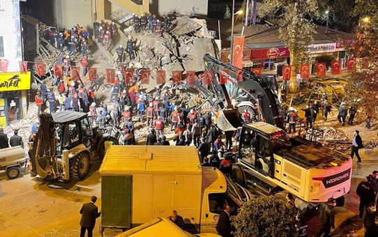 Malatya'da çöken binada çalışan işçilerden ürperten iddia: Binanın çürük olduğunu söyledik