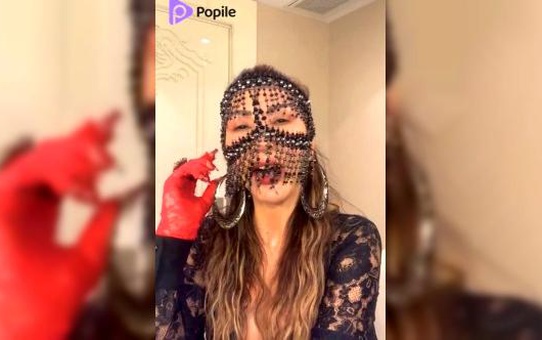 Ünlülerden hayırlı mesajlar