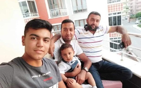 Otomobilin hız ibresinin 230'da kaldığı kazada ölü sayısı 3'e çıktı (3)