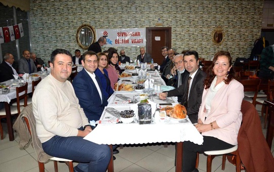 Öğretmenler için yemek organizasyonu düzenlendi